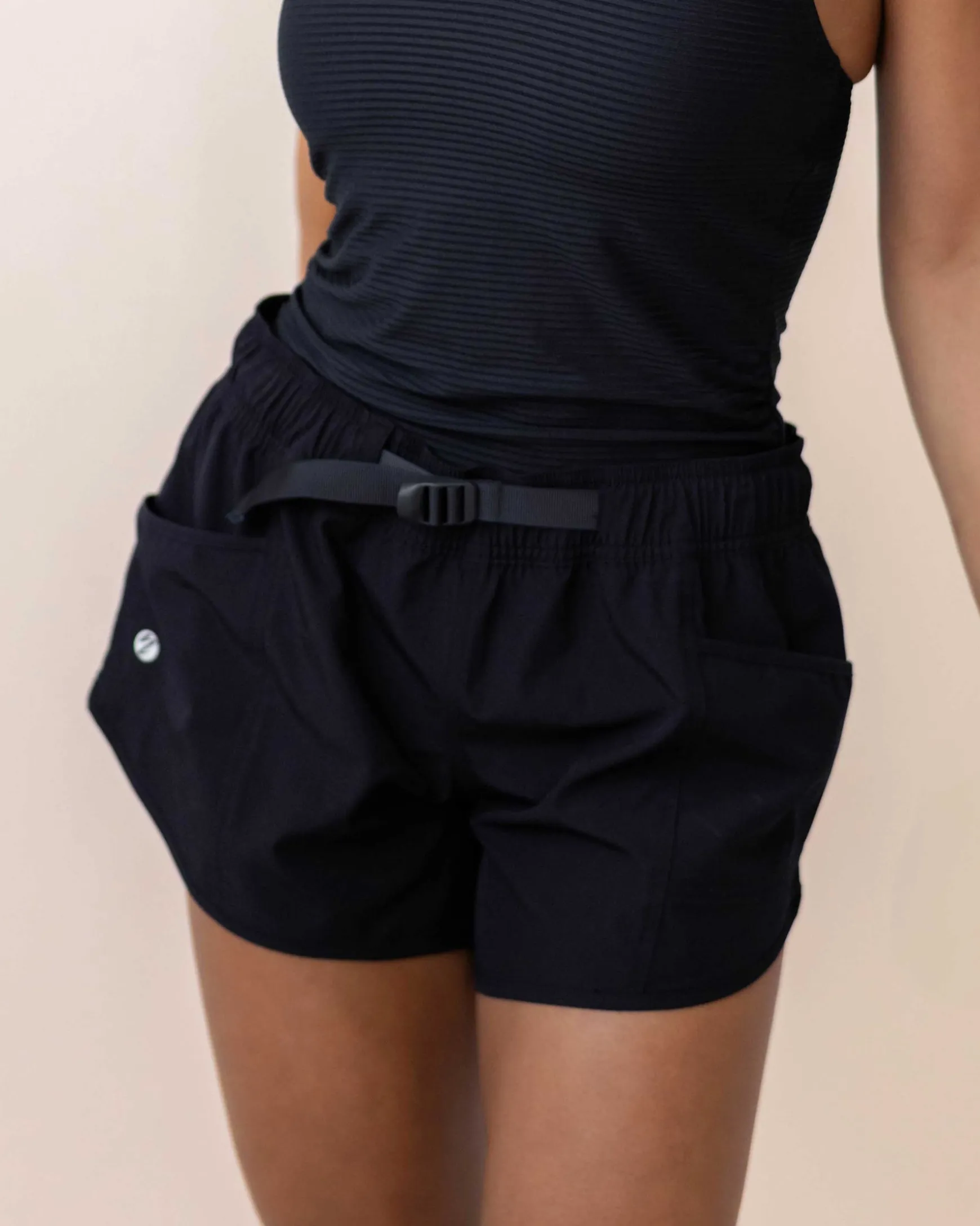 Black Hybrid Uinta Short