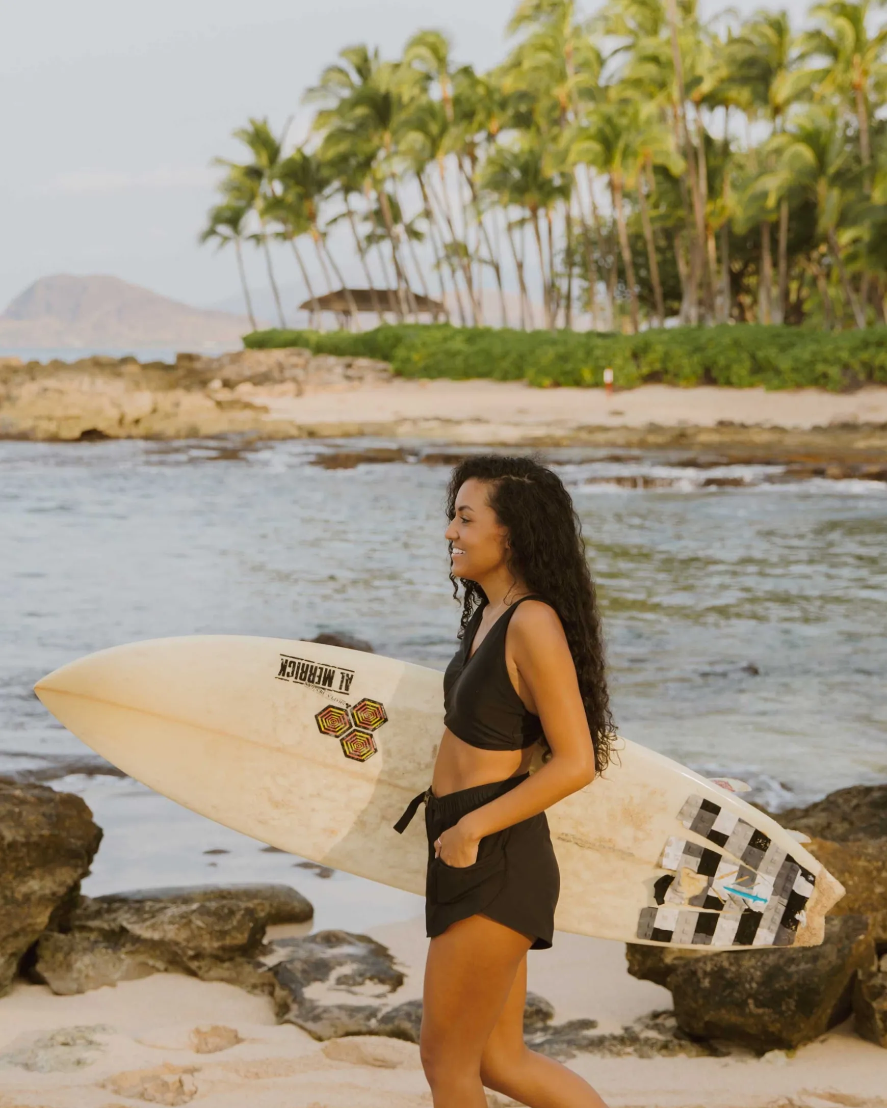 Black Hybrid Uinta Short