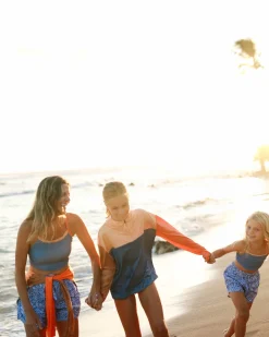 Girls Blue Lagoon Hybrid Lake Short