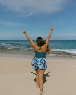 Luna Hybrid Reversible High Rise Short