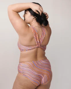 Make Waves Yoga Pocket Bottom