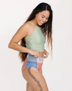 Rainier Zip Pocket Bottom