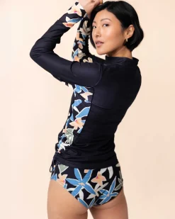 Raven Baywatch Rashguard