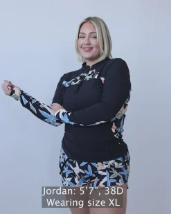 Raven Baywatch Rashguard