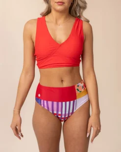 Red Poppy Switch V Crop