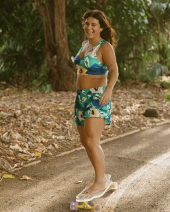 Sea Floral Switch V Crop