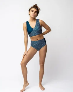 Squared Switch V Crop