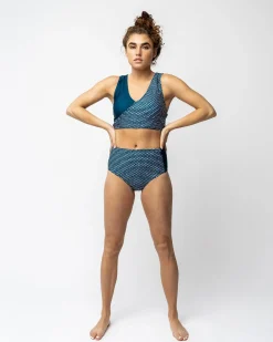 Squared Zip Pocket Bottom