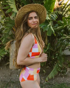 Suvi Mid Rise Bottom